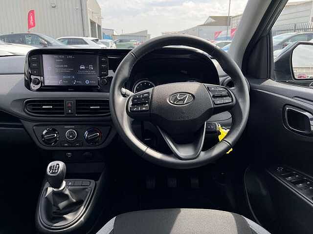 Hyundai I10 1.2 SE Connect Hatchback 5dr Petrol Manual Euro 6 (s/s) (84 ps) Green