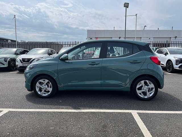 Hyundai I10 1.2 SE Connect Hatchback 5dr Petrol Manual Euro 6 (s/s) (84 ps) Green