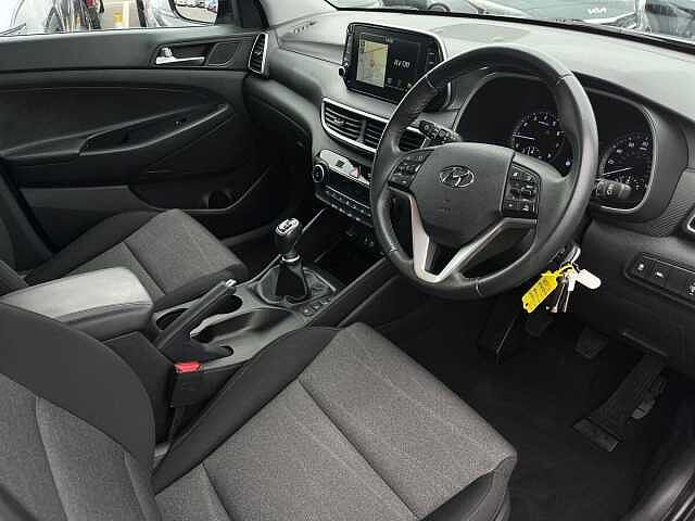 Hyundai TUCSON 1.6 GDi SE Nav SUV 5dr Petrol Manual Euro 6 (s/s) (132 ps) Grey