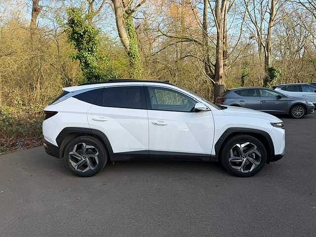 Hyundai TUCSON 1.6 TGDi Hybrid 230 Ultimate 5dr 2WD Auto Atlas White
