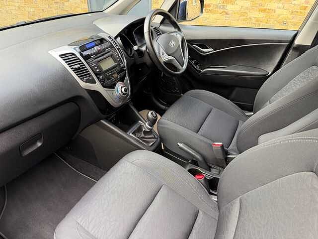 Hyundai IX20 1.6 SE 5dr Stellar Blue