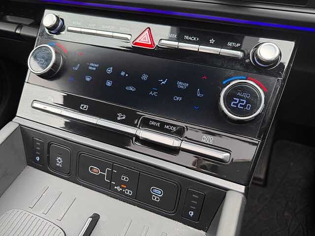 Hyundai SANTA FE 1.6 TGDi Hybrid Calligraphy 5dr Auto Pebble Blue