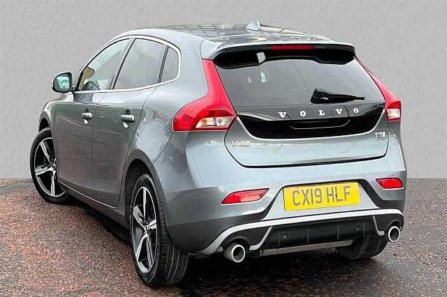 Volvo V40 2.0TD D3 R-Design Edition 5-Door Hatchback