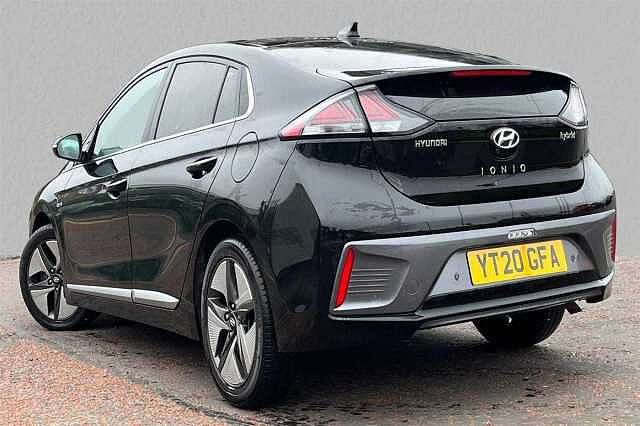 Hyundai IONIQ 1.6 GDi (105ps) Premium SE Hybrid DCT 5Dr HB Phantom Black