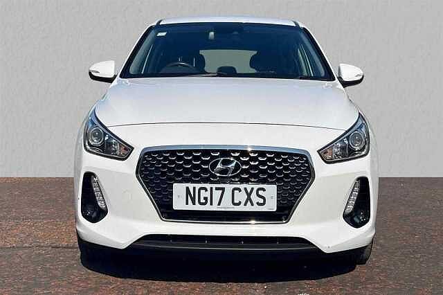 Hyundai I30 New Generation i30 1.0 T-GDi (120ps) SE Polar White