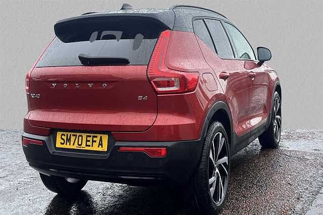 Volvo XC40 SUV 2.0 B4 (197bhp) AWD R-Design Pro