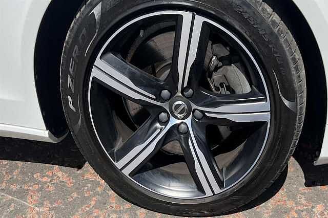 Volvo V90 2.0TD 235bhp AWD D5 R-Design Pro Powerpulse