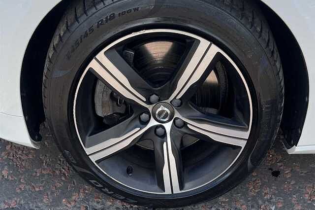 Volvo V90 2.0TD 235bhp AWD D5 R-Design Pro Powerpulse