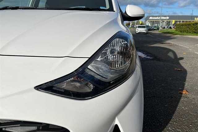 Hyundai I10 1.2 Advance Hatchback 5dr Petrol Auto Euro 6 (s/s) (79 ps) White