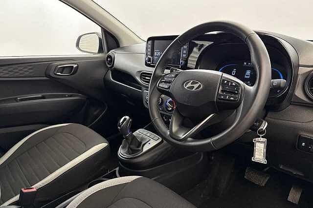 Hyundai i10 1.0 Advance Hatchback 5dr Petrol Auto Euro 6 (s/s) (63 ps)