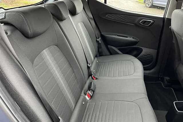 Hyundai i10 1.0 Advance Hatchback 5dr Petrol Auto Euro 6 (s/s) (63 ps)