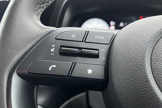 Hyundai BAYON 1.0 T-GDi Ultimate SUV 5dr Petrol DCT Euro 6 (s/s) (100 ps) Green