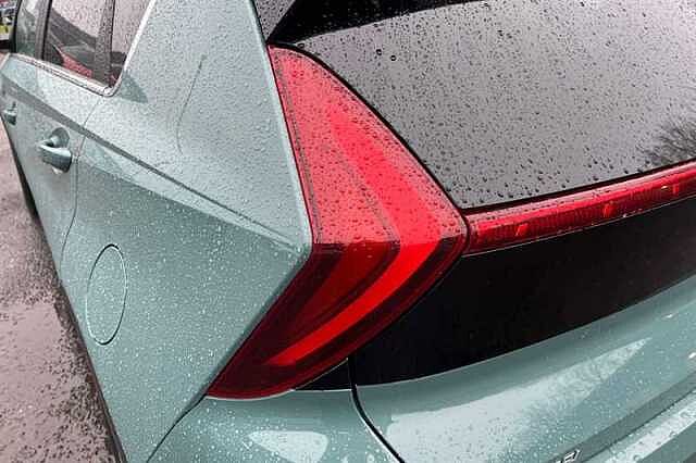 Hyundai BAYON 1.0 T-GDi Ultimate SUV 5dr Petrol DCT Euro 6 (s/s) (100 ps) Green