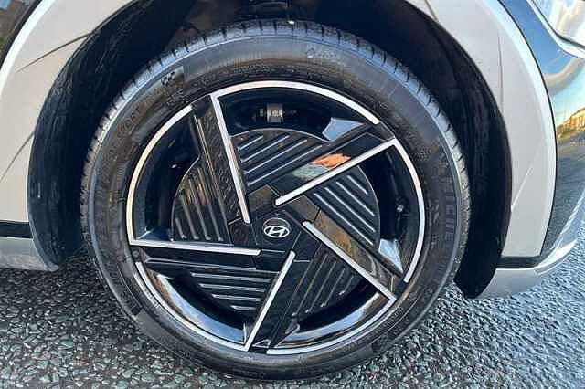 Hyundai IONIQ 5 Ioniq 5 168kW Ultimate 84 kWh 5dr Auto Hatchback Black