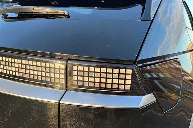 Hyundai IONIQ 5 Ioniq 5 168kW Ultimate 84 kWh 5dr Auto Hatchback Black