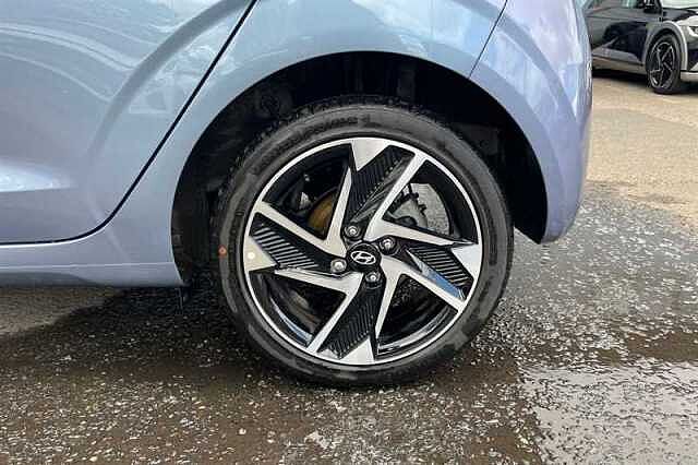 Hyundai i10 1.2 Premium Hatchback 5dr Petrol Auto Euro 6 (s/s) (79 ps)