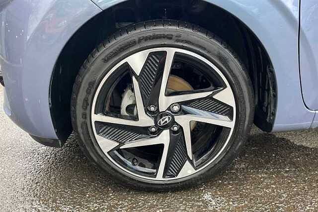 Hyundai i10 1.2 Premium Hatchback 5dr Petrol Auto Euro 6 (s/s) (79 ps)