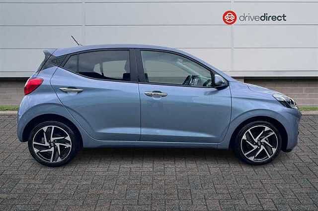 Hyundai i10 1.2 Premium Hatchback 5dr Petrol Auto Euro 6 (s/s) (79 ps)