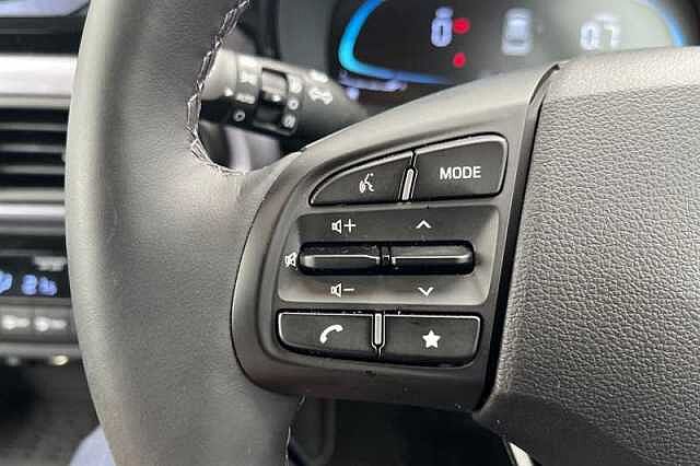 Hyundai i10 1.2 Premium Hatchback 5dr Petrol Auto Euro 6 (s/s) (79 ps)