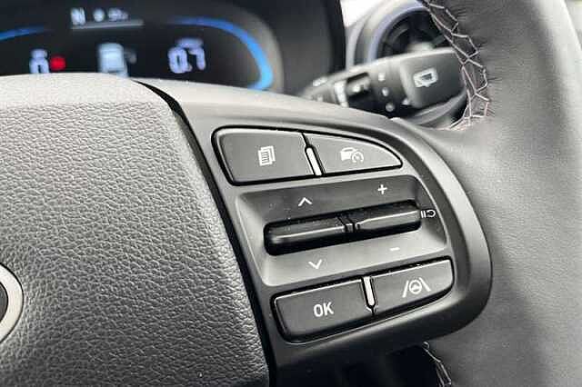 Hyundai i10 1.2 Premium Hatchback 5dr Petrol Auto Euro 6 (s/s) (79 ps)