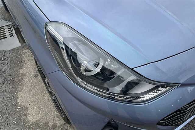 Hyundai i10 1.2 Premium Hatchback 5dr Petrol Auto Euro 6 (s/s) (79 ps)