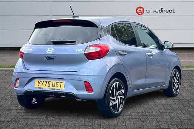 Hyundai i10 1.2 Premium Hatchback 5dr Petrol Auto Euro 6 (s/s) (79 ps)