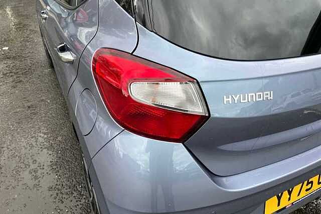 Hyundai i10 1.2 Premium Hatchback 5dr Petrol Auto Euro 6 (s/s) (79 ps)