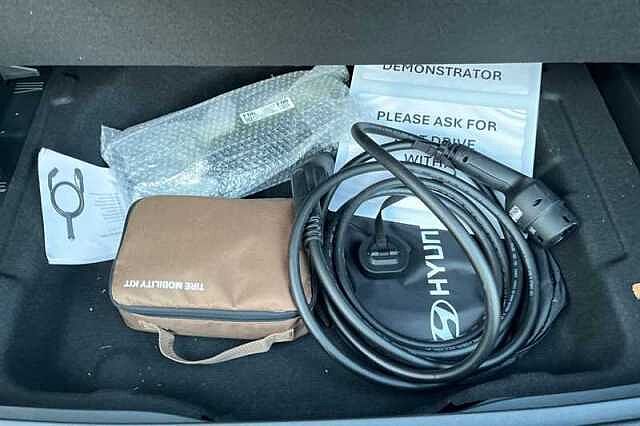 Hyundai KONA 65.4kWh N Line S SUV 5dr Electric Auto (218 ps) Silver