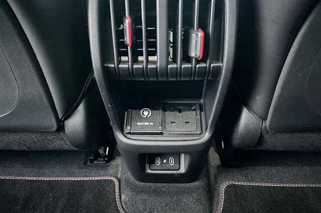 Hyundai KONA 65.4kWh N Line S SUV 5dr Electric Auto (218 ps) Silver