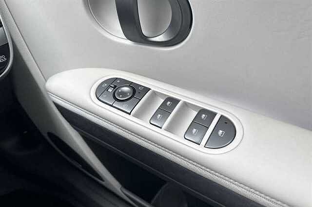 Hyundai IONIQ 5 84kWh Ultimate Hatchback 5dr Electric Auto AWD (325 ps)