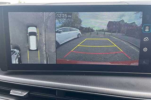 Hyundai SANTA FE 1.6 T-GDi 13.8kWh Calligraphy SUV 5dr Petrol Plug-in Hybrid Auto 4WD Euro 6 (s/s