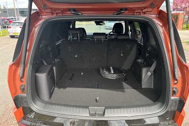 Hyundai SANTA FE 1.6 T-GDi 13.8kWh Calligraphy SUV 5dr Petrol Plug-in Hybrid Auto 4WD Euro 6 (s/s