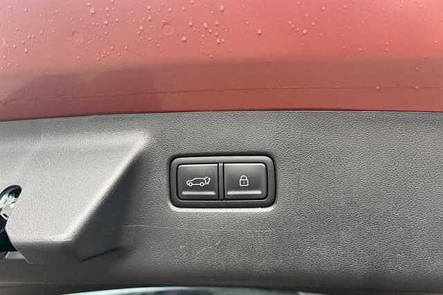 Hyundai SANTA FE 1.6 T-GDi 13.8kWh Calligraphy SUV 5dr Petrol Plug-in Hybrid Auto 4WD Euro 6 (s/s