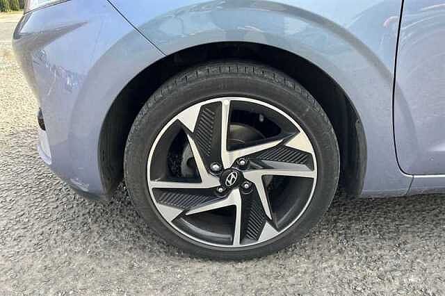 Hyundai I10 1.2 Premium Hatchback 5dr Petrol Auto Euro 6 (s/s) (79 ps) Blue