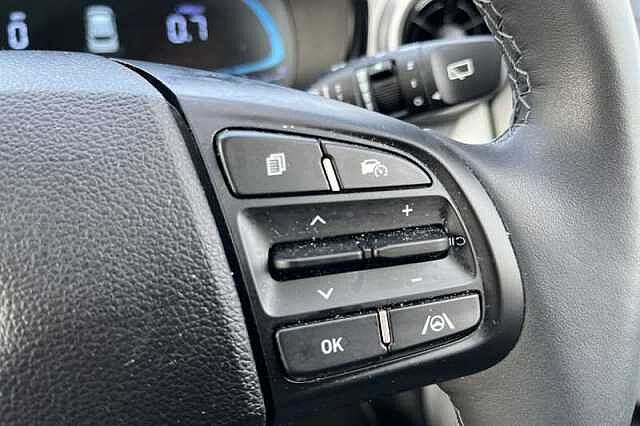 Hyundai I10 1.2 Premium Hatchback 5dr Petrol Auto Euro 6 (s/s) (79 ps) Blue