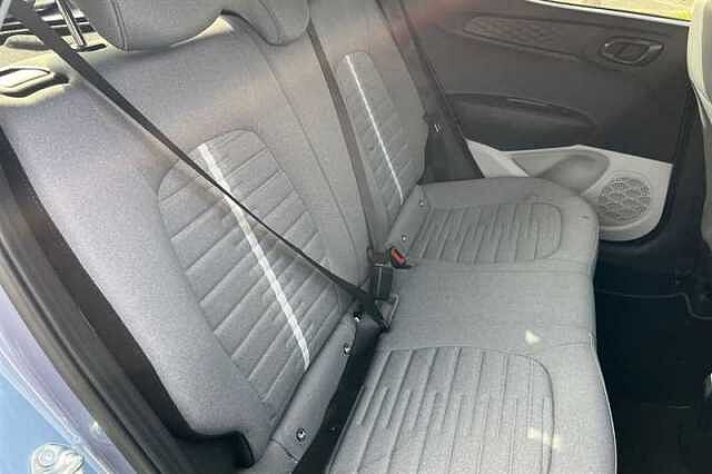 Hyundai I10 1.2 Premium Hatchback 5dr Petrol Auto Euro 6 (s/s) (79 ps) Blue