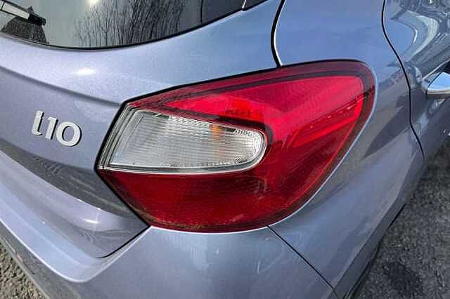 Hyundai I10 1.2 Premium Hatchback 5dr Petrol Auto Euro 6 (s/s) (79 ps) Blue