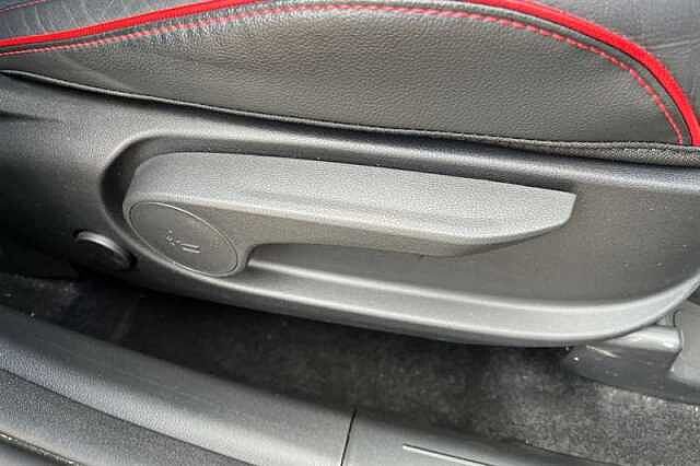 Hyundai TUCSON 1.6 h T-GDi N Line SUV 5dr Petrol Hybrid Auto Euro 6 (s/s) (230 ps) Grey