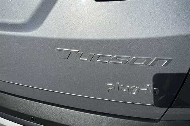 Hyundai TUCSON 1.6 T-GDi 13.8kWh Ultimate SUV 5dr Petrol Plug-in Hybrid Auto 4WD Euro 6 (s/s) ( Silver