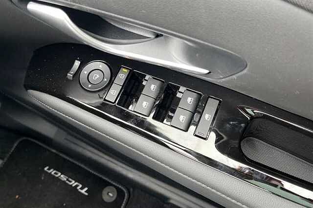 Hyundai TUCSON 1.6 T-GDi Ultimate SUV 5dr Petrol DCT Euro 6 (s/s) (150 ps) Silver