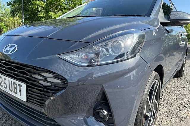 Hyundai I10 1.0 Premium Hatchback 5dr Petrol Manual Euro 6 (s/s) (63 ps) Grey