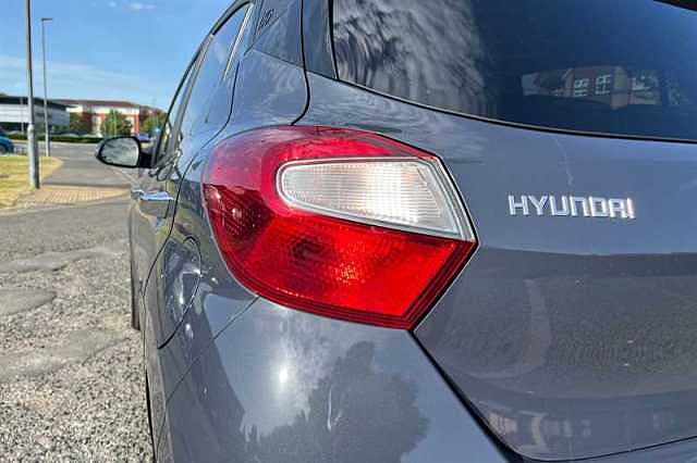 Hyundai I10 1.0 Premium Hatchback 5dr Petrol Manual Euro 6 (s/s) (63 ps) Grey
