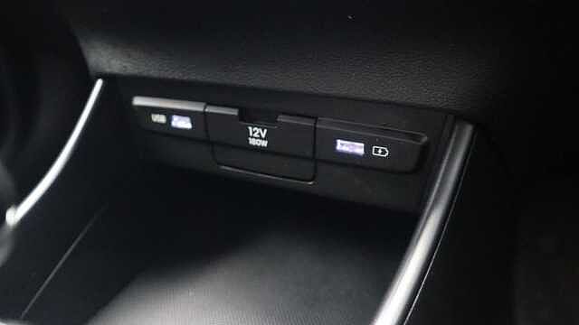 Hyundai i20 1.0 T-GDi MHEV SE Connect Hatchback 5dr Petrol Hybrid DCT Euro 6 (s/s) (100 ps)