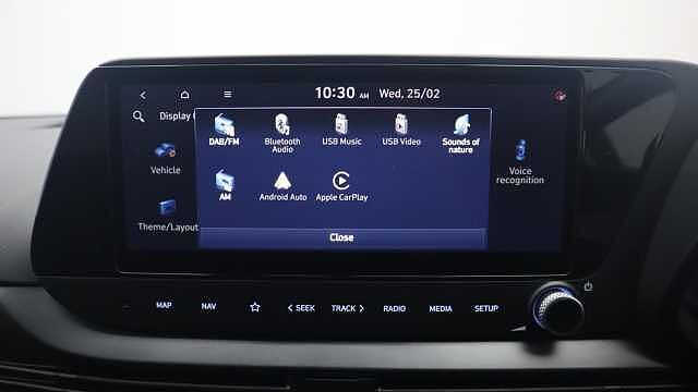 Hyundai BAYON 1.0 T-GDi MHEV Premium SUV 5dr Petrol Hybrid Manual Euro 6 (s/s) (100 ps) Red