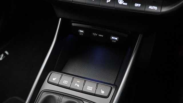 Hyundai I20 1.0 T-GDi Premium Hatchback 5dr Petrol DCT Euro 6 (s/s) (100 ps) White