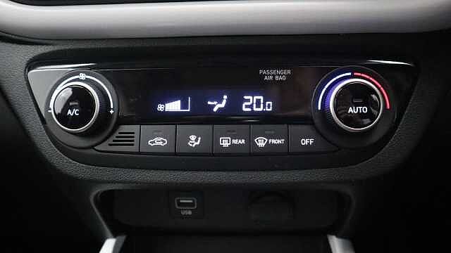 Hyundai I10 1.2 Premium Hatchback 5dr Petrol Manual Euro 6 (s/s) (84 ps) Red