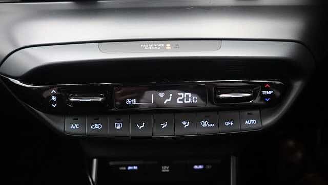 Hyundai I20 1.0 T-GDi MHEV Premium Hatchback 5dr Petrol Hybrid Manual Euro 6 (s/s) (100 ps) Black