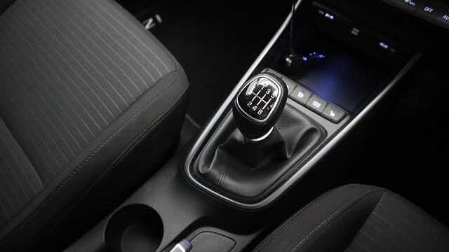 Hyundai I20 1.0 T-GDi MHEV Premium Hatchback 5dr Petrol Hybrid Manual Euro 6 (s/s) (100 ps) Black