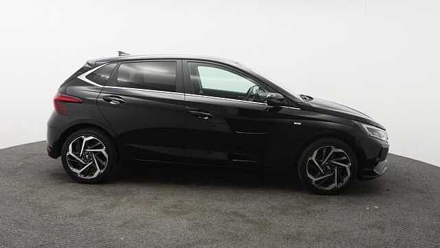 Hyundai I20 1.0 T-GDi MHEV Premium Hatchback 5dr Petrol Hybrid Manual Euro 6 (s/s) (100 ps) Black
