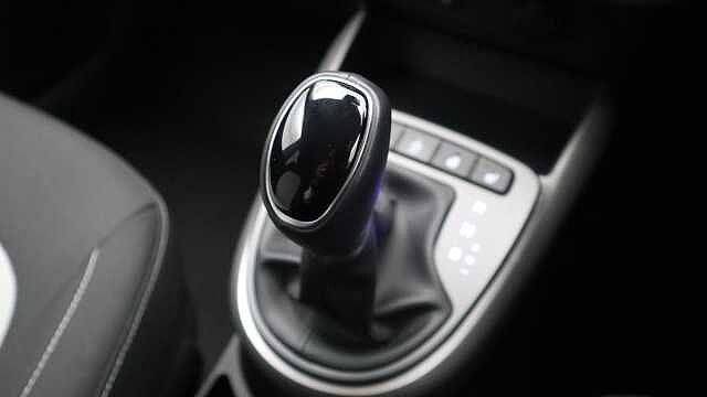 Hyundai I10 1.2 Premium Hatchback 5dr Petrol Auto Euro 6 (s/s) (84 ps) Blue